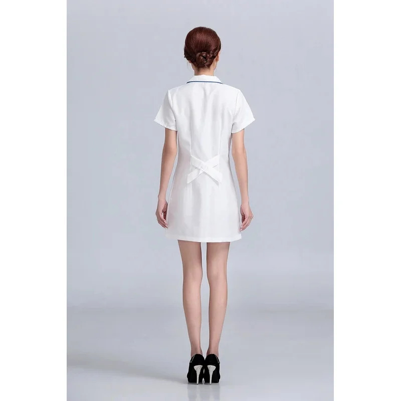 زي التمريض في المستشفى النسائي - مراجعة Medical Lab Gown وسعره